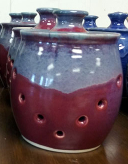 garlic holder cranberry