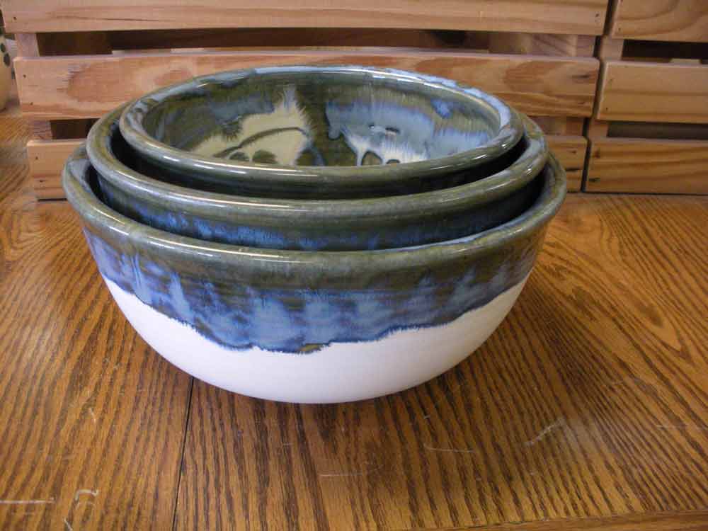 stacking set of Mixing bowls